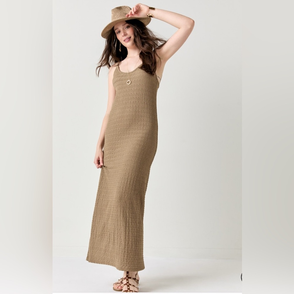 New Francescas Alice Crochet Tie Back Tan Chic Maxi Dress Chic Maxi Dress - Picture 1 of 6